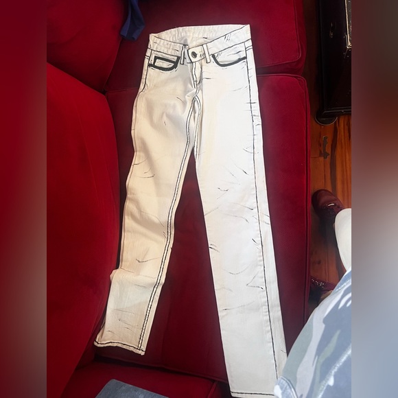 Jean Hand painted ( Cartoon) GUESS size 26 great condition! - Picture 3 of 8